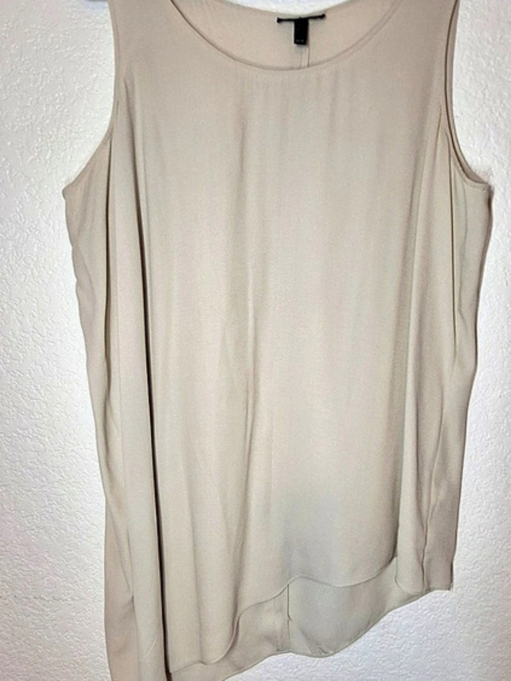 Eileen Fisher 100% Silk Scoop Neck Tank Top Shell Cream M Minimalist